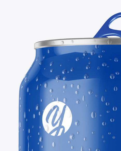 Aluminium Can With Glossy Finish &amp; Water Drops Mockup