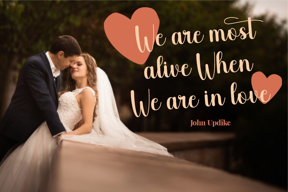Hello Audrey - Modern Script Font Hello Audrey - Modern Script Font