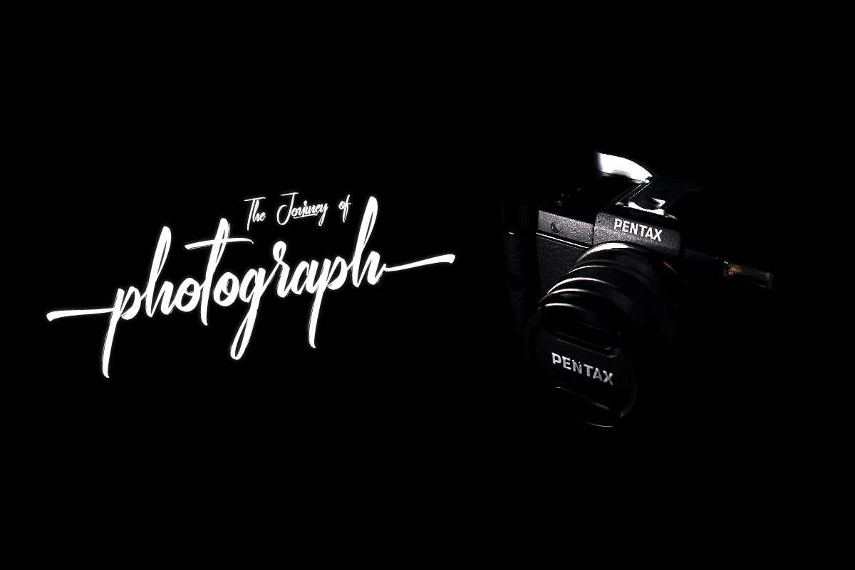 Glossariest Textured Brush Script Font Glossariest Textured Brush Script Font