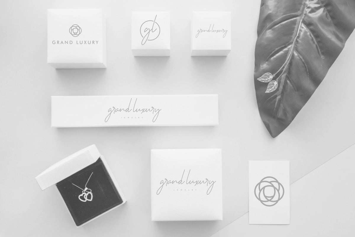 Santtiest Signature Font Santtiest Signature Font