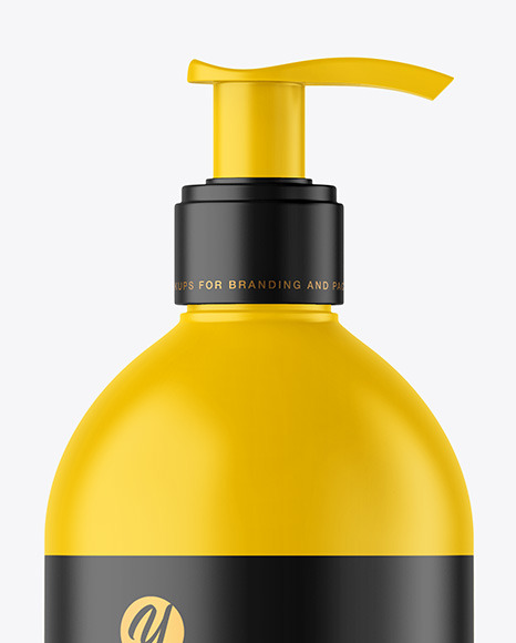 500ml Matte Cosmetic Bottle with Pump Mockup 500ml Matte Cosmetic Bottle with Pump Mockup