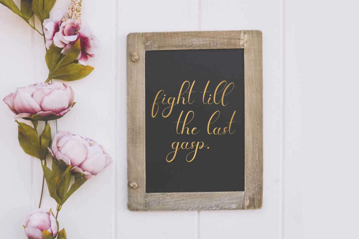 Lauliya Calligraphy Font Lauliya Calligraphy Font
