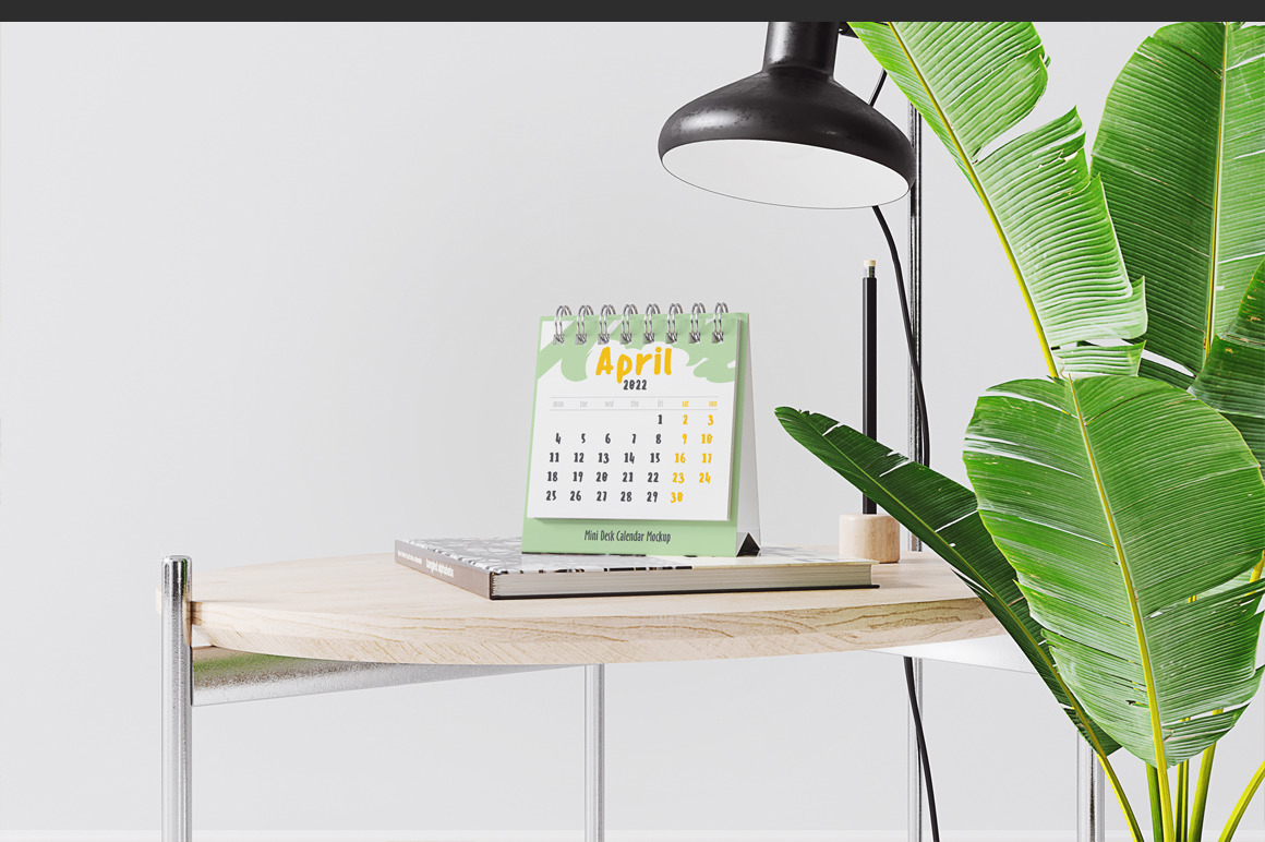 Mini Desk Calendar Mockup Mini Desk Calendar Mockup