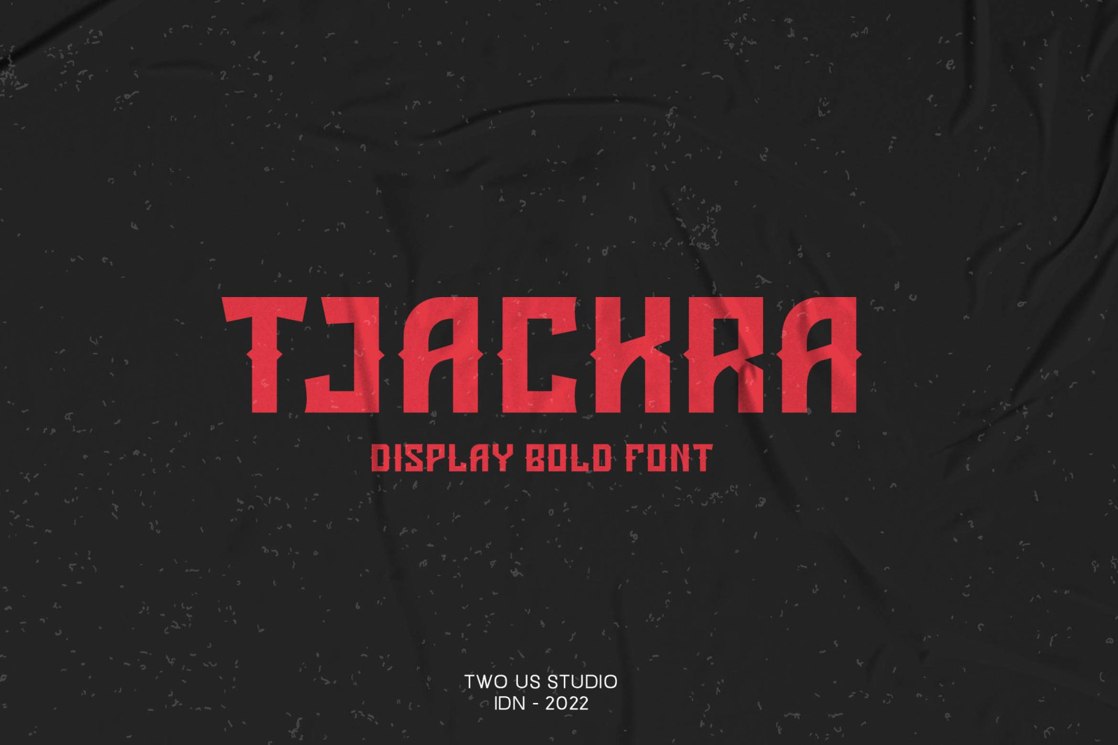 Tjackra - Display Typeface