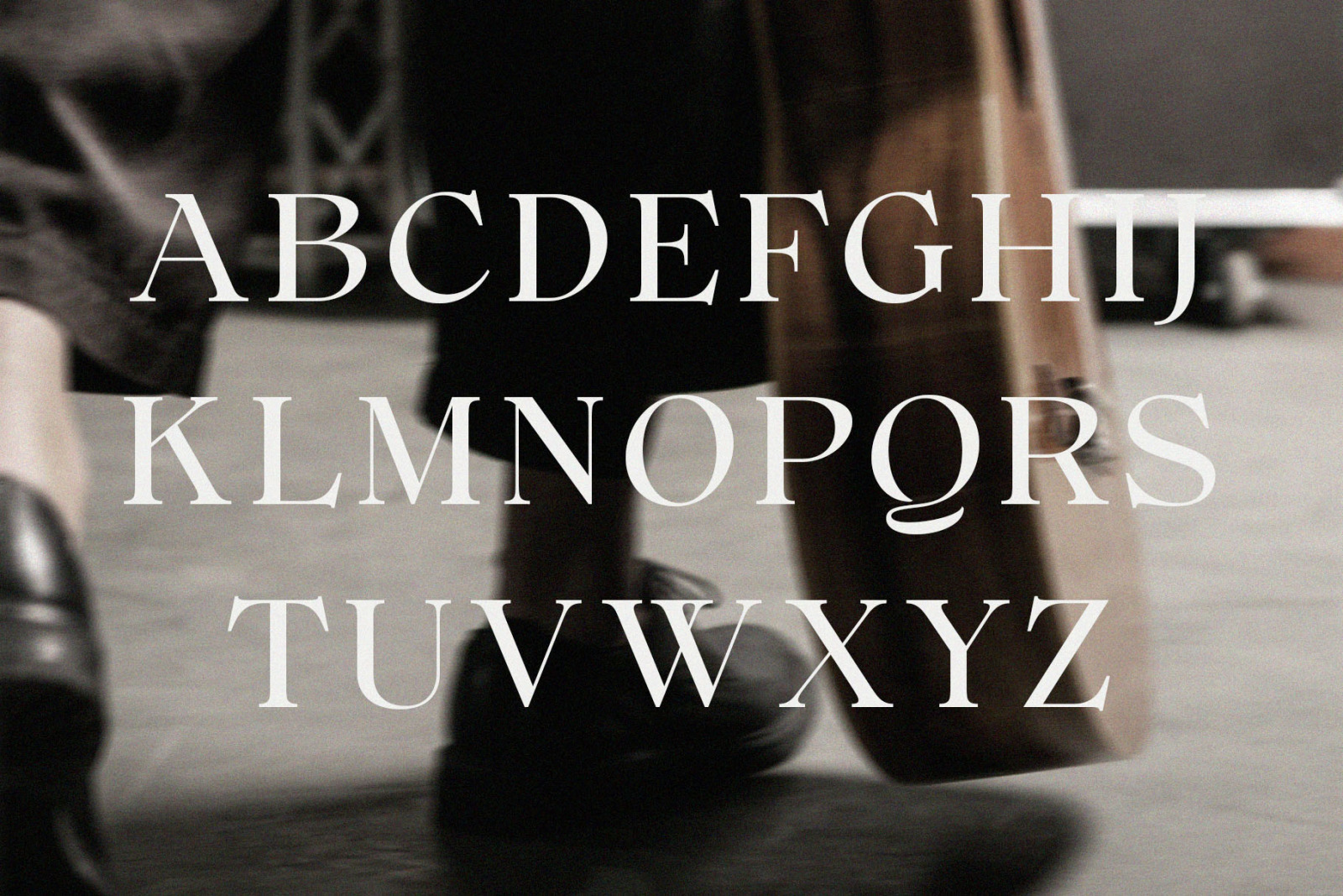 Auliare – Retro Serif Typeface Auliare – Retro Serif Typeface