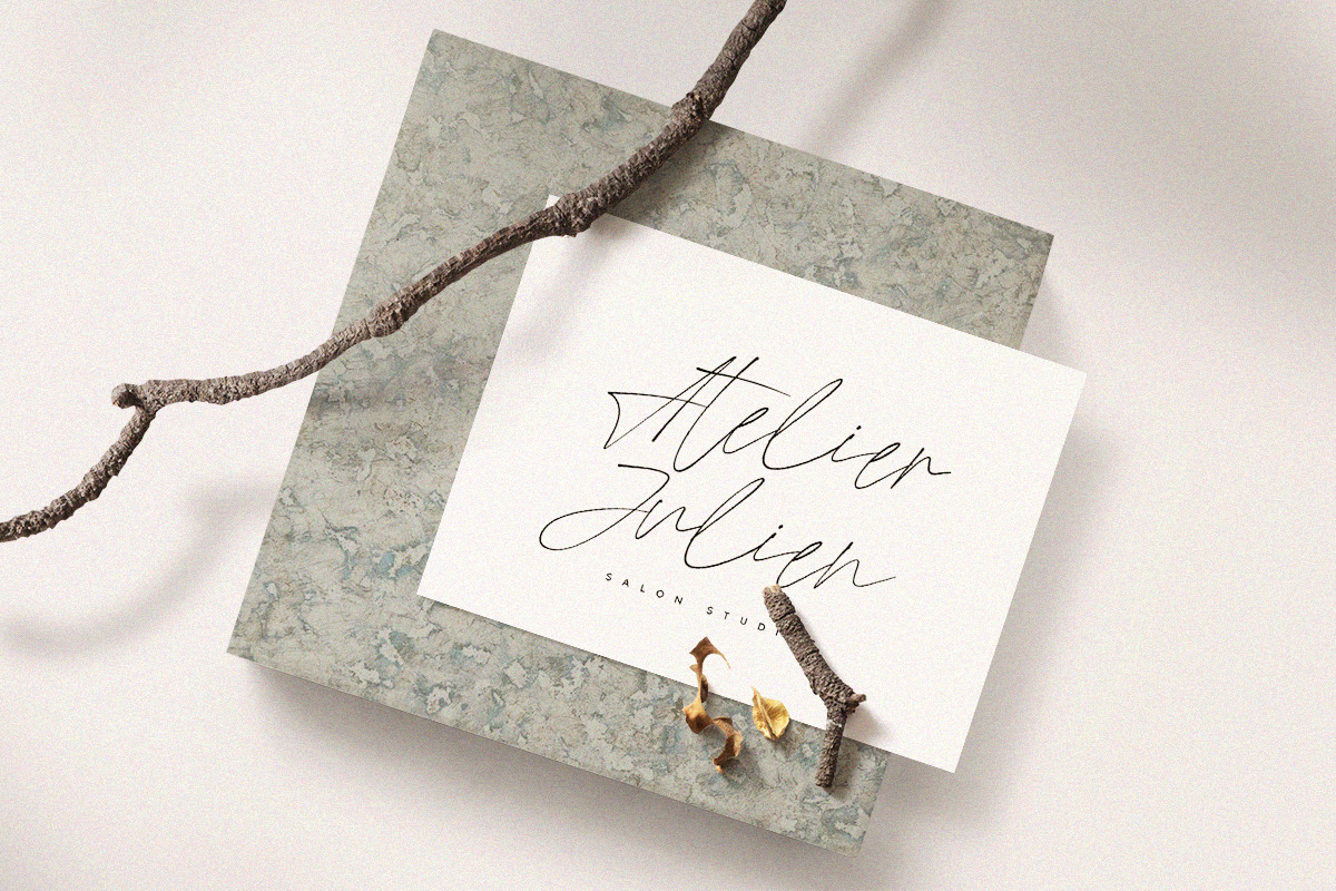 Arington | Vintage Signature Script Arington | Vintage Signature Script