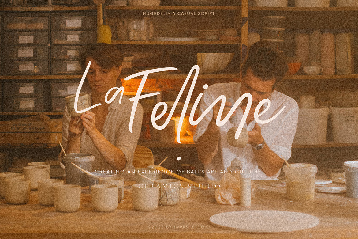 Hugedelia - Warm Script Font Hugedelia - Warm Script Font