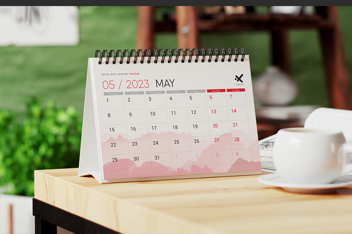 Spiral Desk Calendar Mockup