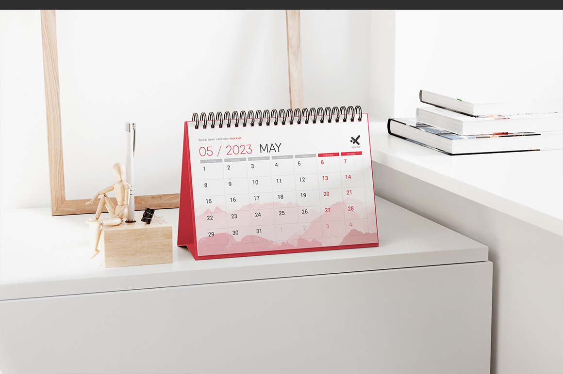 Spiral Desk Calendar Mockup