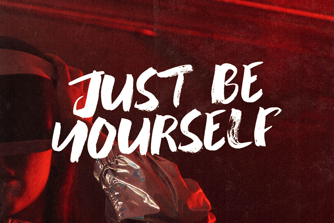 Broken Bold Brush Font Broken Bold Brush Font