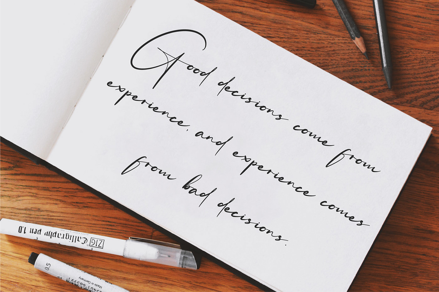Mangollia - A style signature font Mangollia - A style signature font