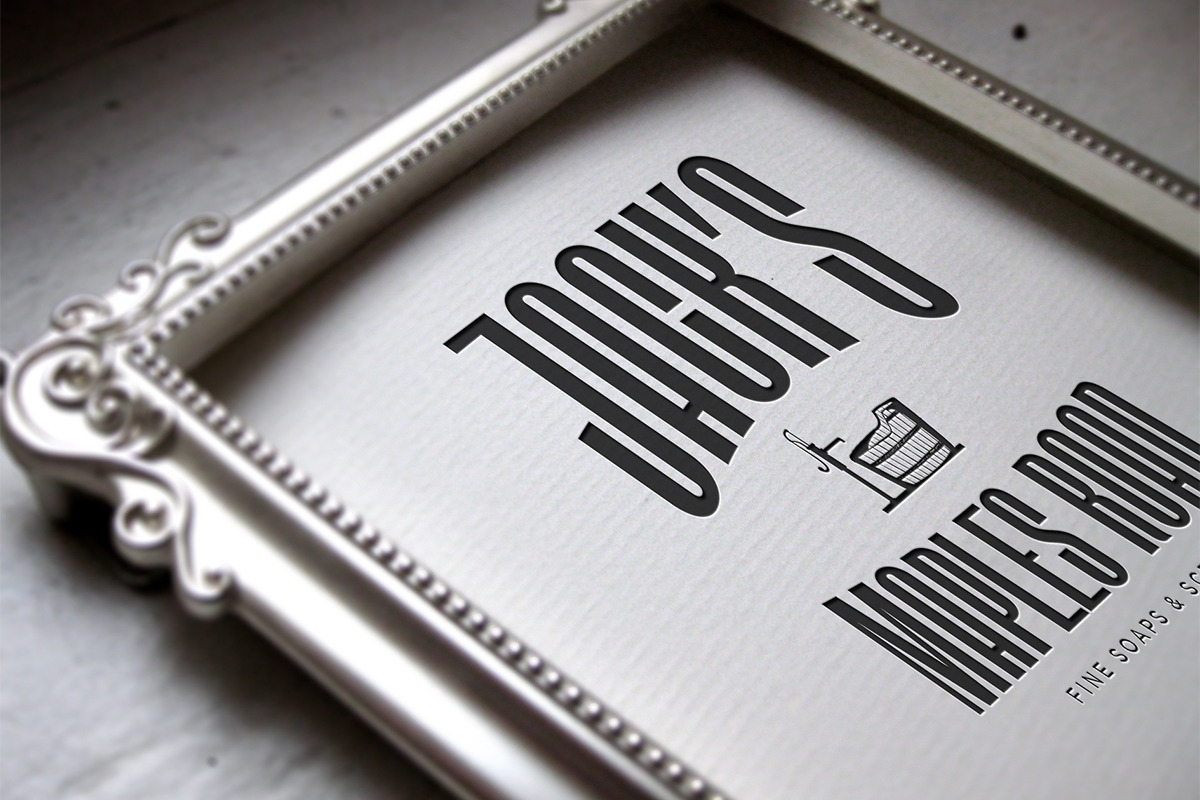 Marlone | Retro Display Marlone | Retro Display