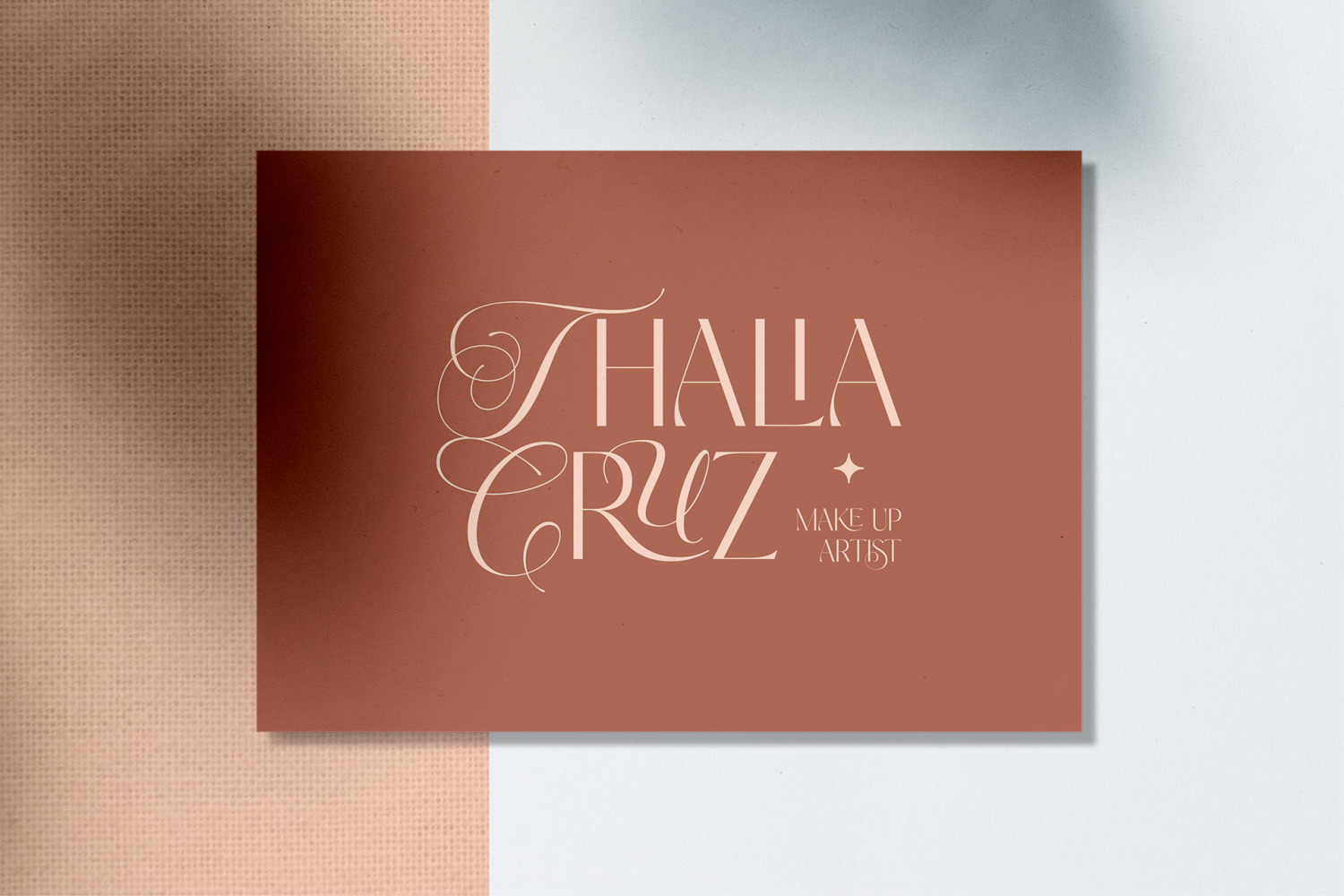 Holland Treasure Hybrid Font Holland Treasure Hybrid Font