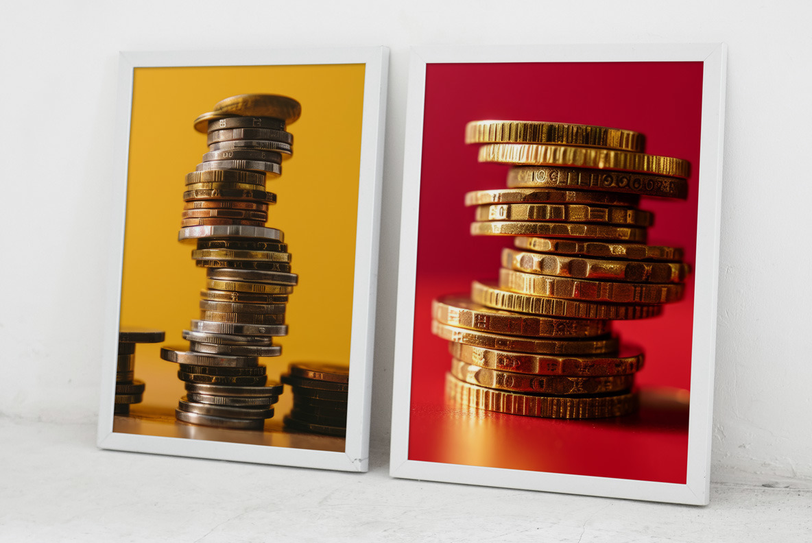 Balancing coins Balancing coins
