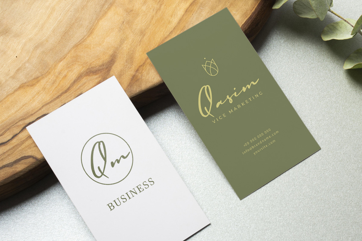 Fashiony - Modern Script Font Fashiony - Modern Script Font