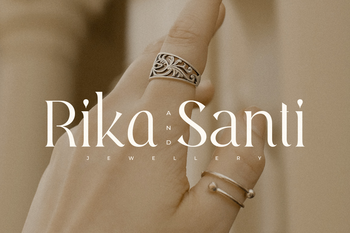 Refina – Feminine Beauty Serif Refina – Feminine Beauty Serif