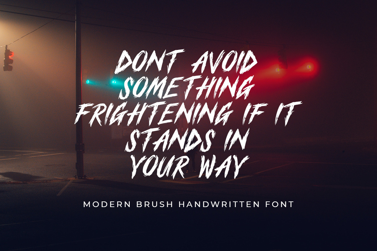 BUZZER - Modern Brush Handwritten Font BUZZER - Modern Brush Handwritten Font