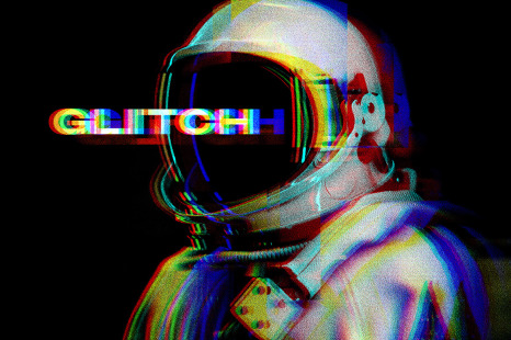 Grainy Glitch Photo Effect - Anaglyph