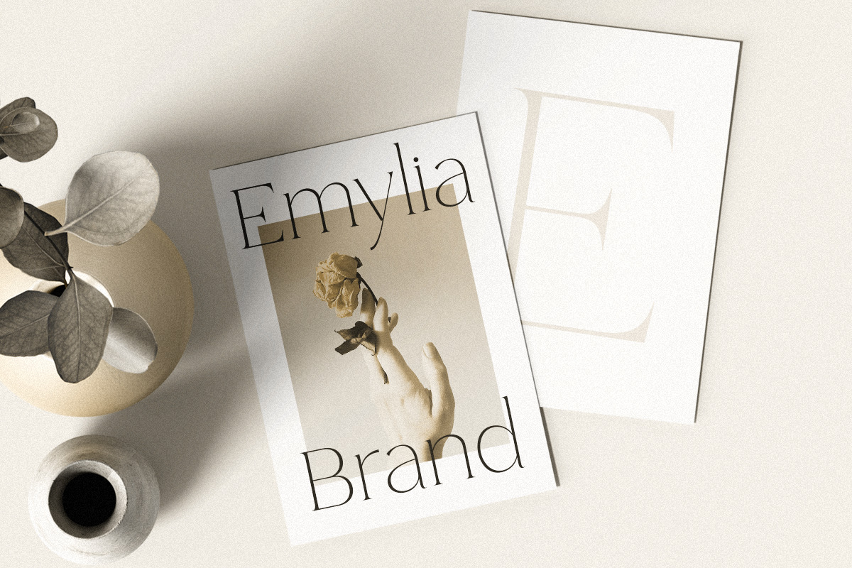 Glacier - Elegant luxury serif font Glacier - Elegant luxury serif font