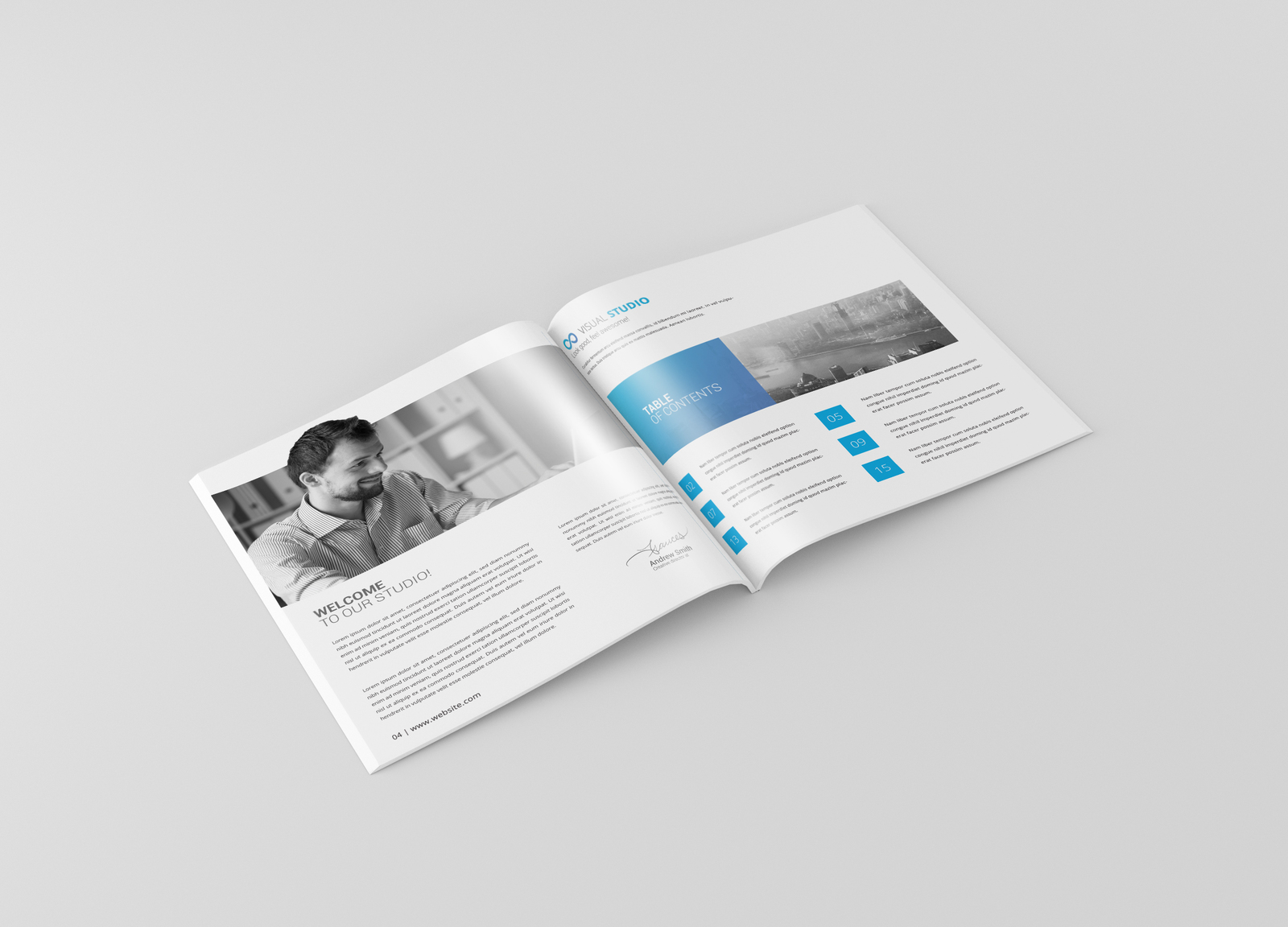 Square Magazine / Brochure Mockup