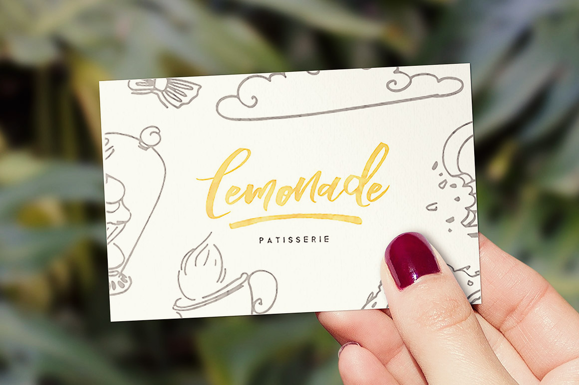 Blomming - Brush Font Blomming - Brush Font
