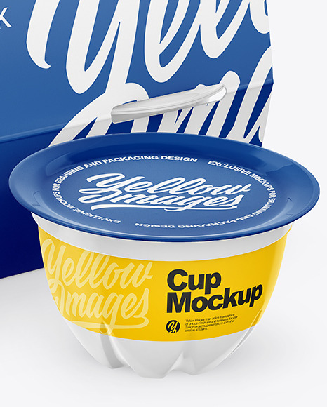 4 Plastic Cups Matte Paper Pack Mockup - Half Side View