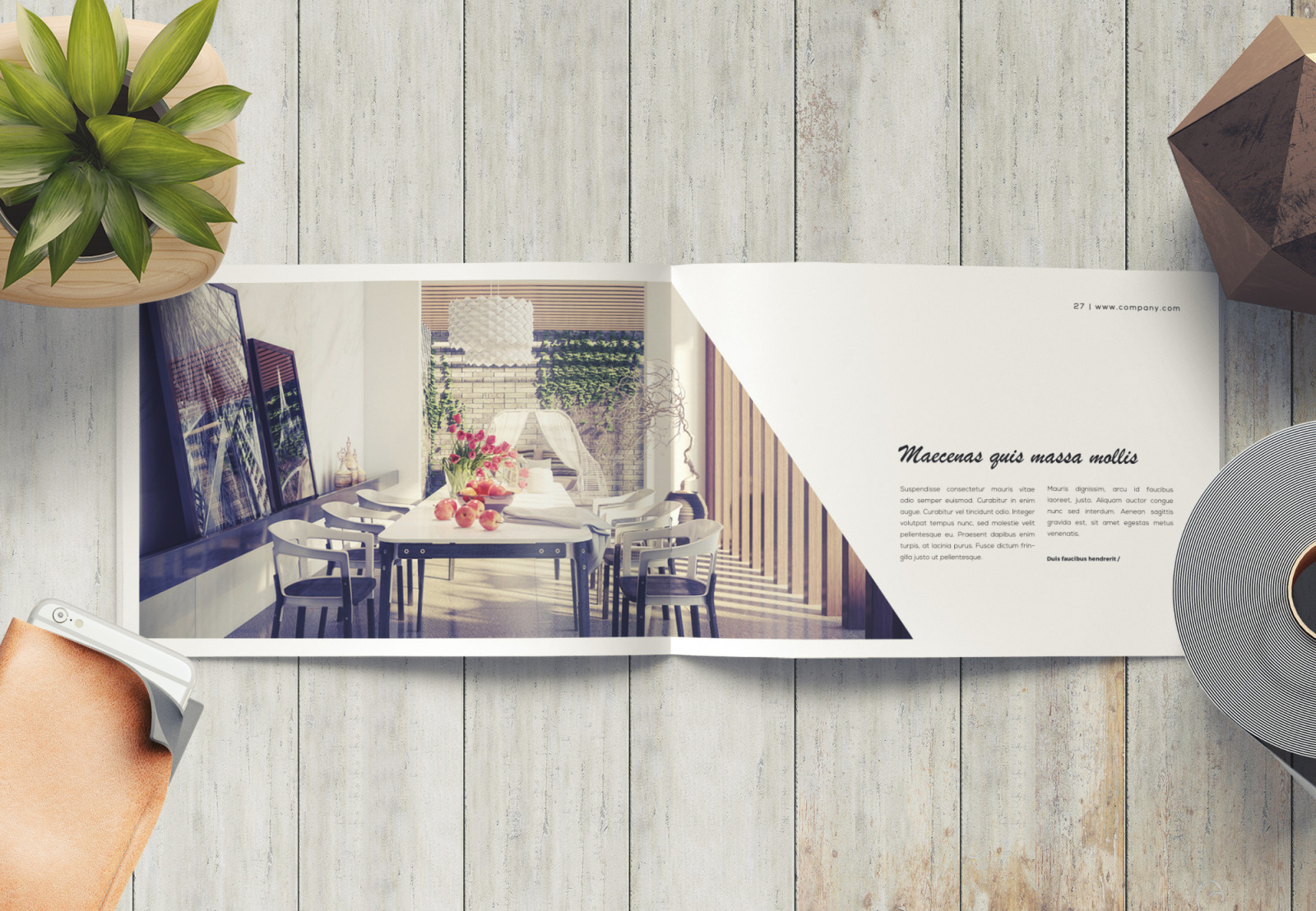 Minimal Product Catalog / Brochure Minimal Product Catalog / Brochure
