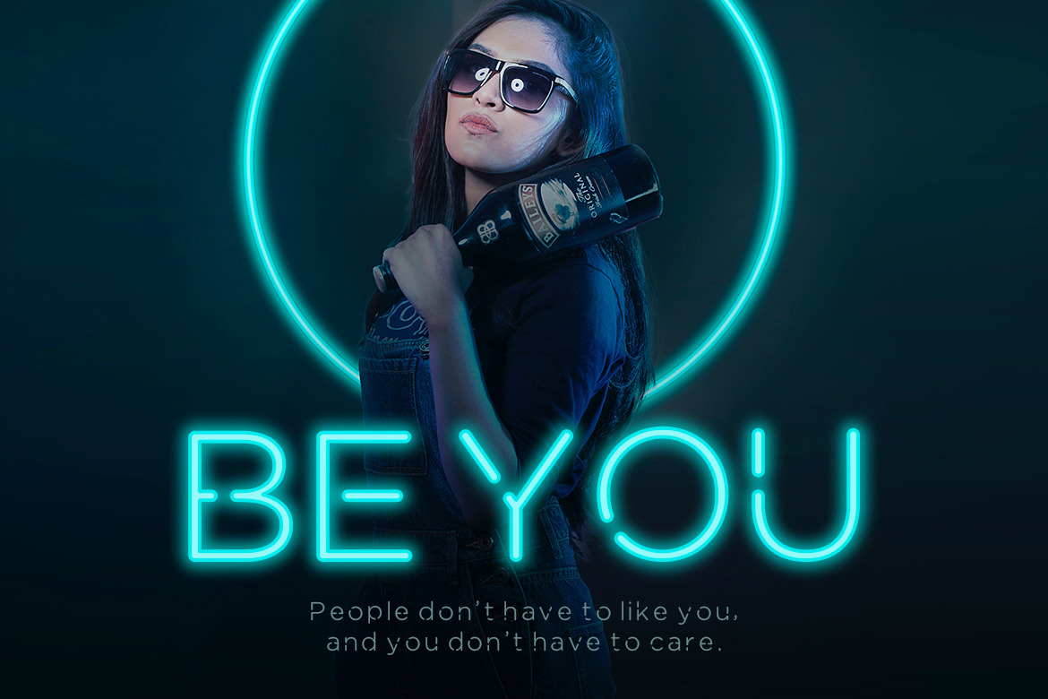 Neon Desmon - Neon Light Font Neon Desmon - Neon Light Font