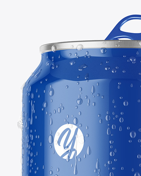 Aluminium Can With Glossy Finish & Water Drops Mockup