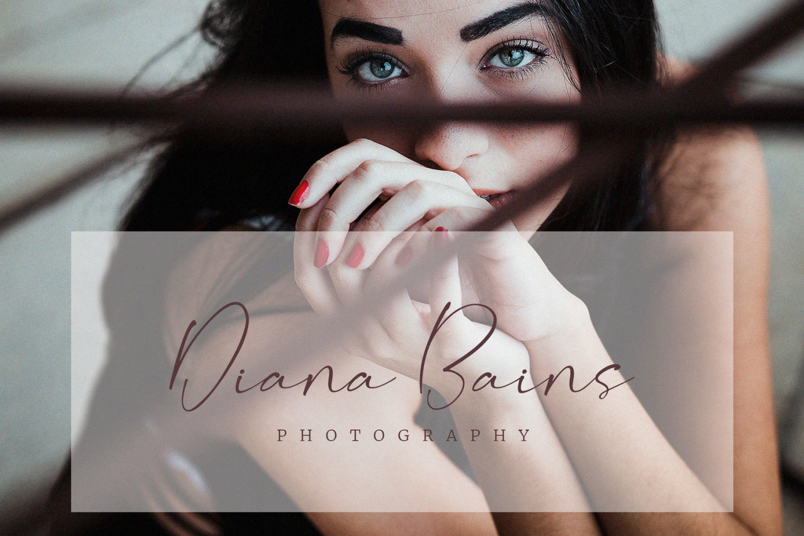 Ruttari // Chic Handwritten Font Ruttari // Chic Handwritten Font