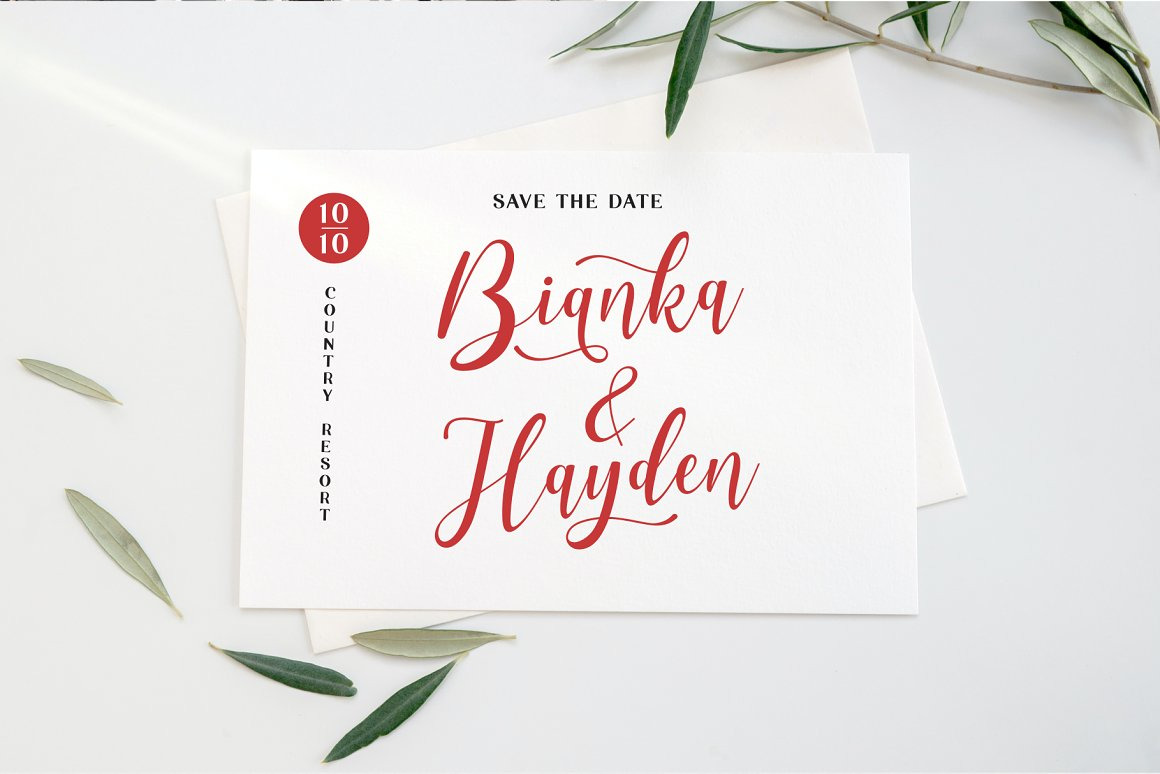 Aesthetica - Elegant bouncy font Aesthetica - Elegant bouncy font